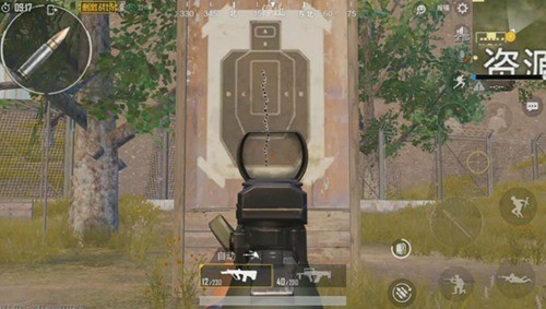 绝地求生刺激战场AUG和GROZA