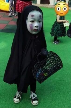 然而,当网友们笑满五分钟,回过头来一想——这不就是我嘛!