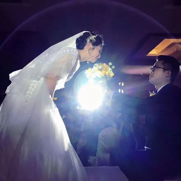 小伙结婚,姐姐923字长信刷爆朋友圈 姐姐923字刷爆朋友圈有个姐姐真好