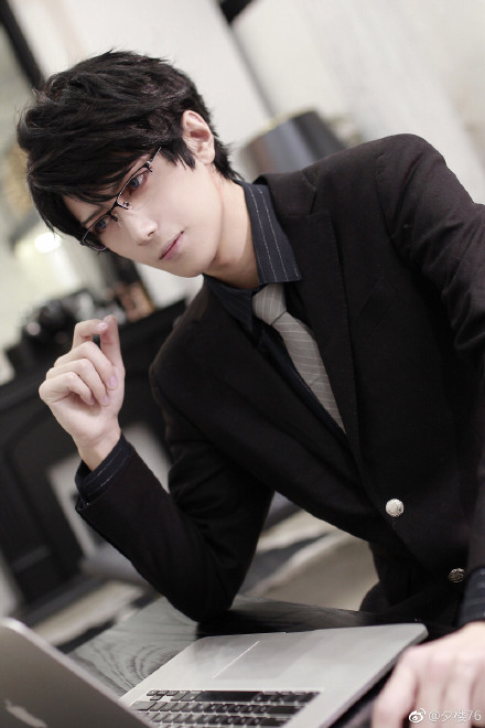 恋与制作人Cosplay图片 恋与制作人Cos小梦女主图片大全